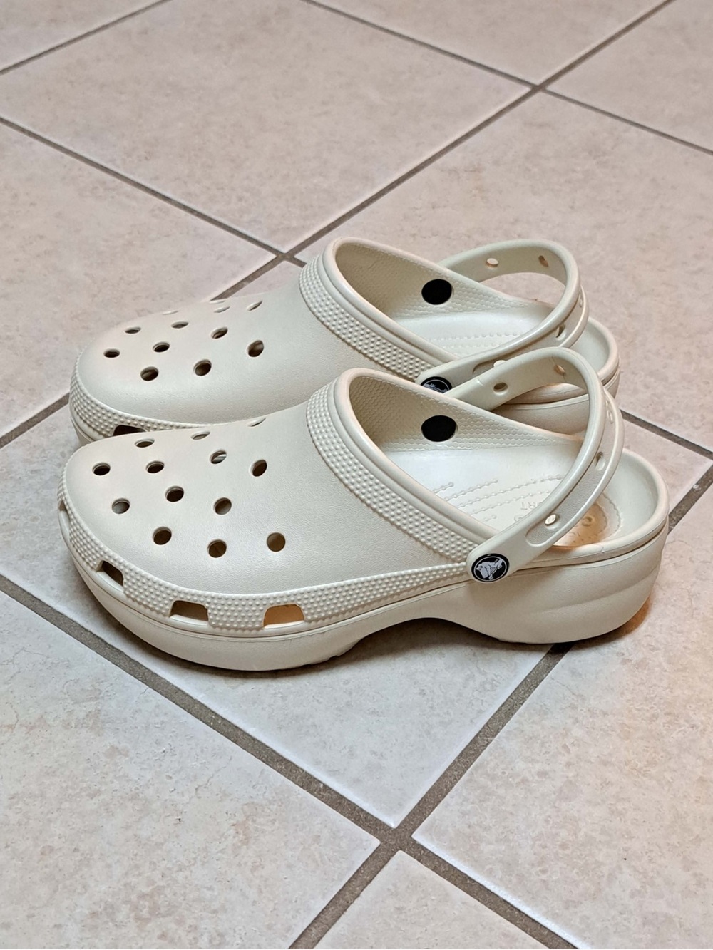 Crocs Classic Platform Clogs - Bone - Women's size 9